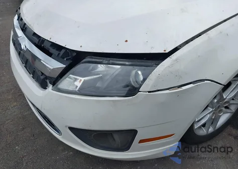 2010 Ford Fusion S из США, поврежденный, VIN 3FAHP0GAXAR265366